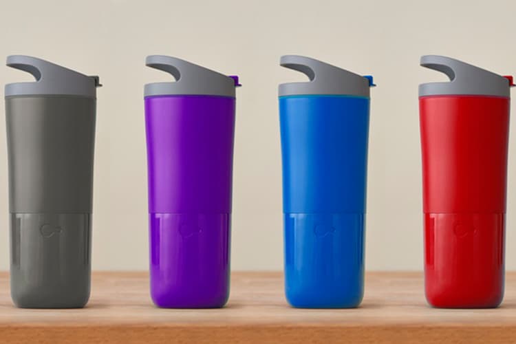 一個會提你飲水的水杯 OzmoActive Cup