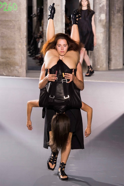 Rick Owens 2016 春夏「人肉」背包設計