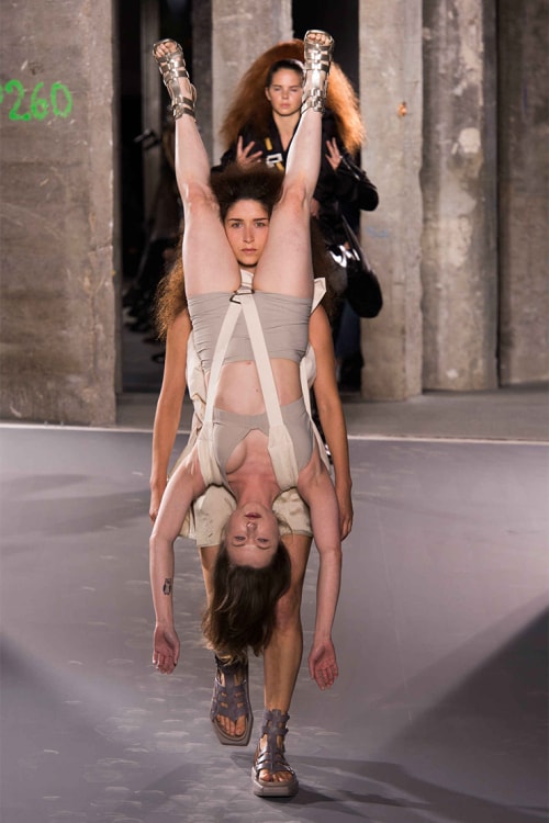 Rick Owens 2016 春夏「人肉」背包設計