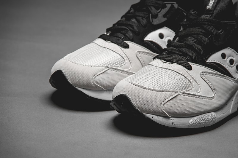 Saucony Grid 9000「Hallowed」別注系列