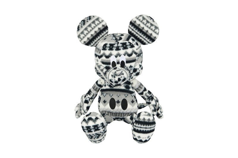 Uniqlo x Disney 米奇毛絨公仔