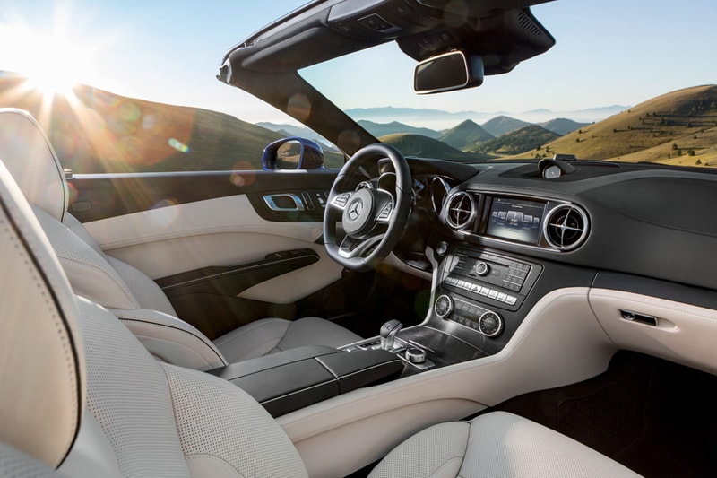 Mercedes-Benz SL550