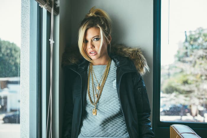 Married To The Mob x Burton 2015 假日季聯名系列