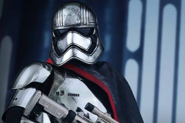 Captain Phasma 1/6th Figure 強勢催生