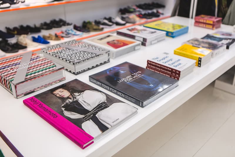 D-mop 銅鑼灣京士頓街旗艦店開催