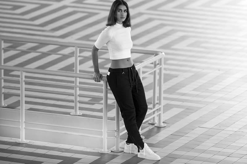 Filling Pieces x Ones Stroke 2015 黑色星期五別注系列