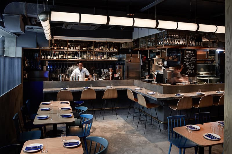 FISH SCHOOL - 西營盤魚之國度