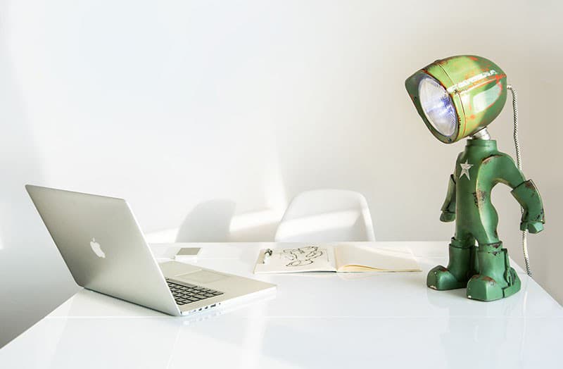 Lampster「機器人」檯燈