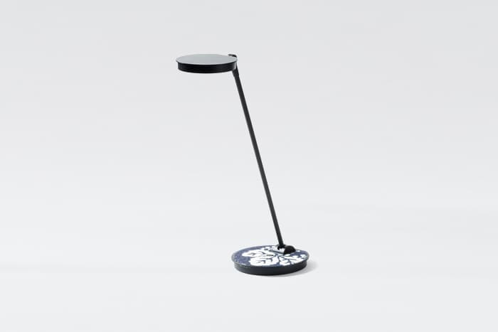 東京大倉飯店拍賣極具紀念價值家具