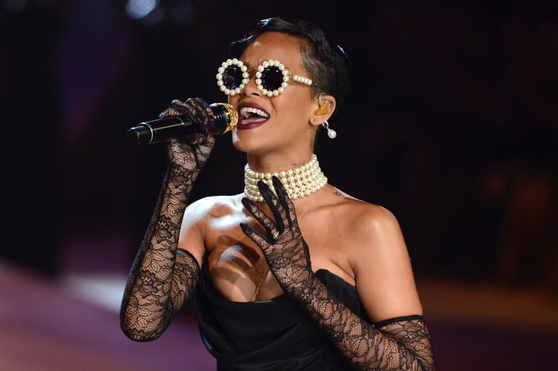 Rihanna 確認退出 2015 Victoria's Secret 時尚秀表演