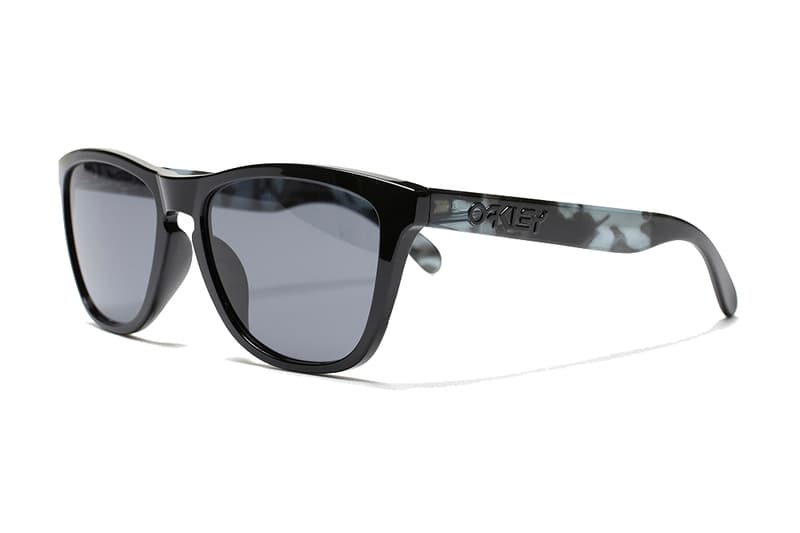 the POOL aoyama x Oakley Frogskins「MELANISM」聯名太陽眼鏡
