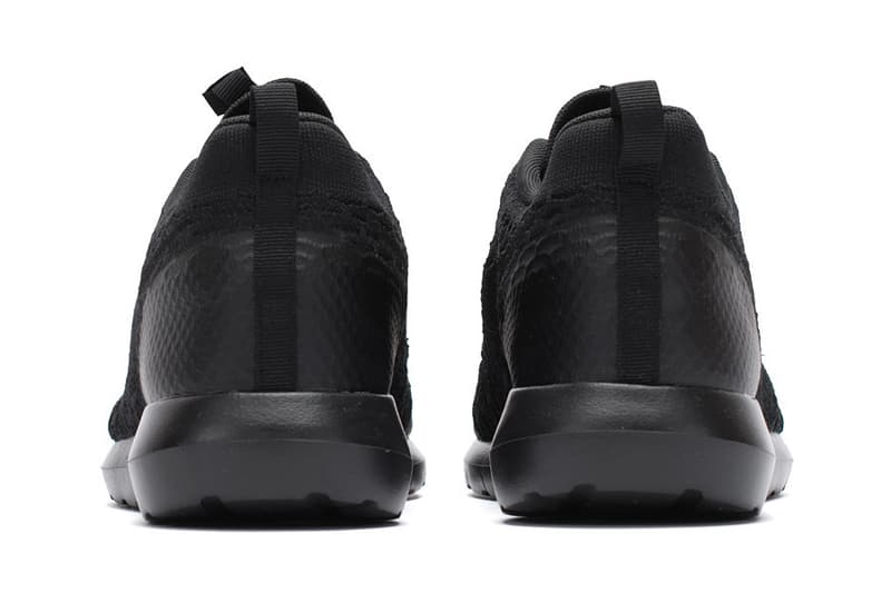 Nike Roshe NM Flyknit SE「Triple Black」配色