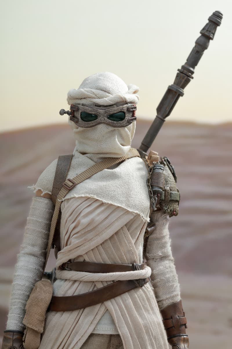 Hot Toys 推出女角 Rey、BB-8 人偶模型