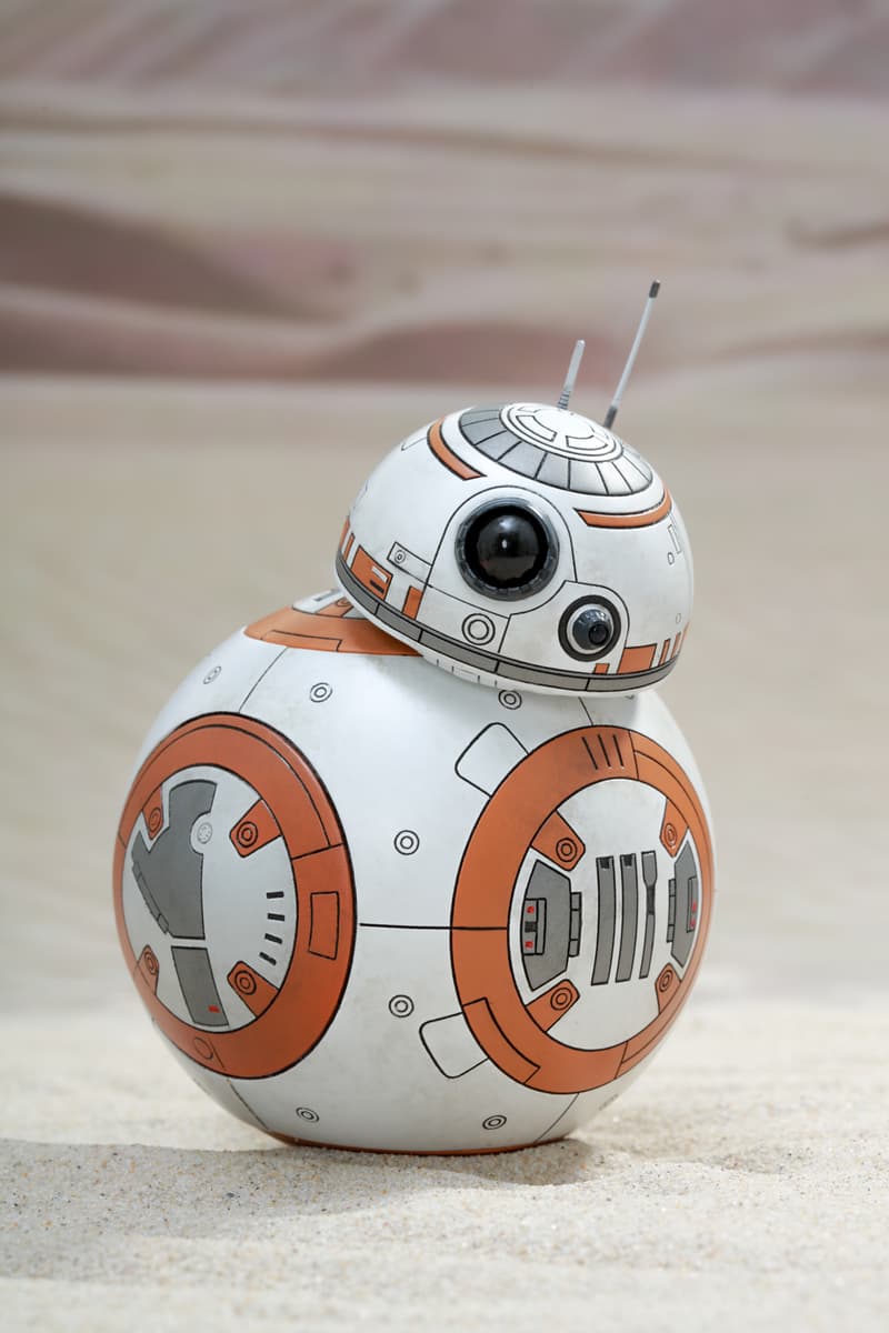 Hot Toys 推出女角 Rey、BB-8 人偶模型