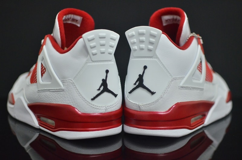 Air Jordan IV Retro「Alternate 89」配色