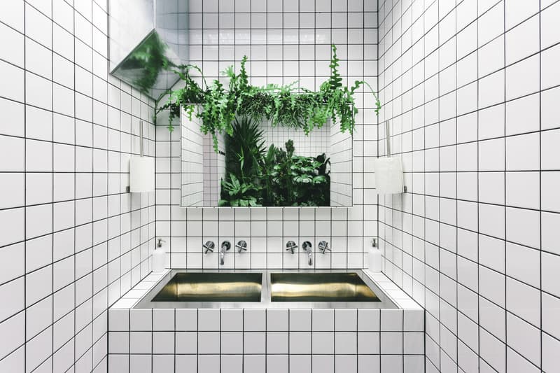 AKZ Architectura 打造烏克蘭基輔 Orang + Utan 素食坊