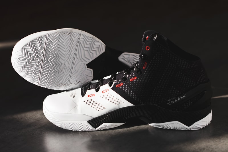 近賞 UNDER ARMOUR 旗下 Stephen Curry 簽名戰靴 Curry 2