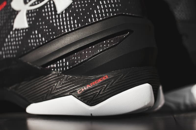 近賞 UNDER ARMOUR 旗下 Stephen Curry 簽名戰靴 Curry 2