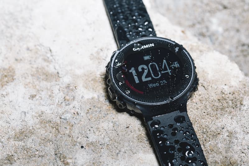 GARMIN 推出全新 Forerunner 235 腕式心率手錶