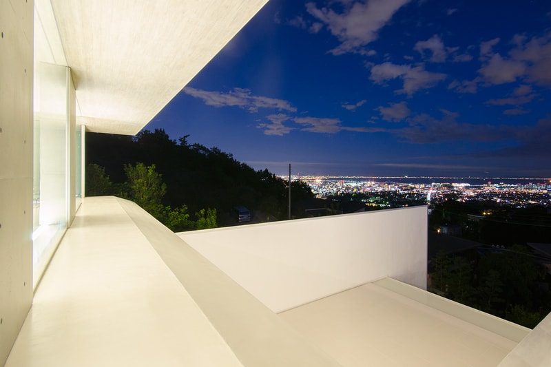窪田建築工作室打造全新「YA House」山中大宅