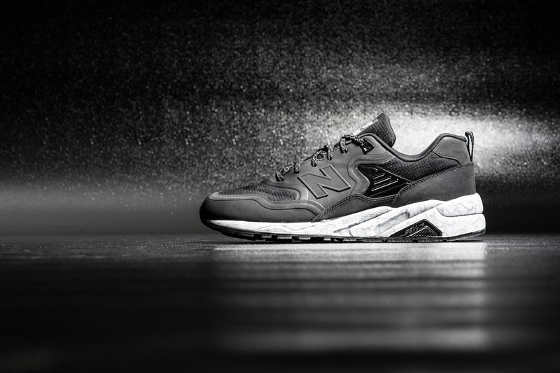 New Balance MRT580 Re-engineered 系列