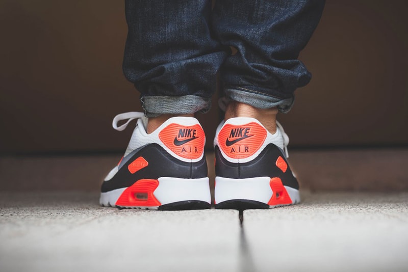 Nike Air Max 90 Ultra Essential「Infrared」配色