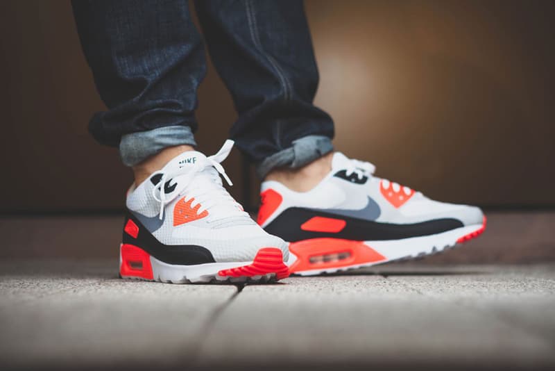 Nike Air Max 90 Ultra Essential「Infrared」配色