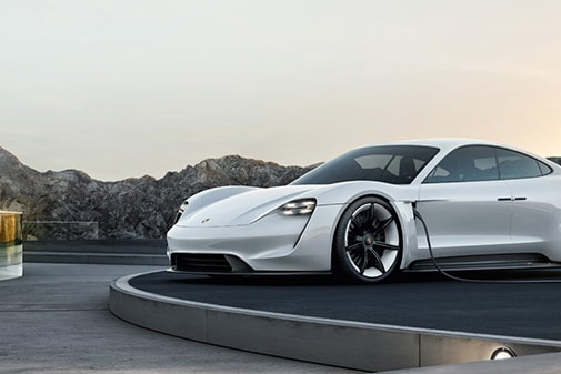 官方確認！Porsche Mission E 量產化