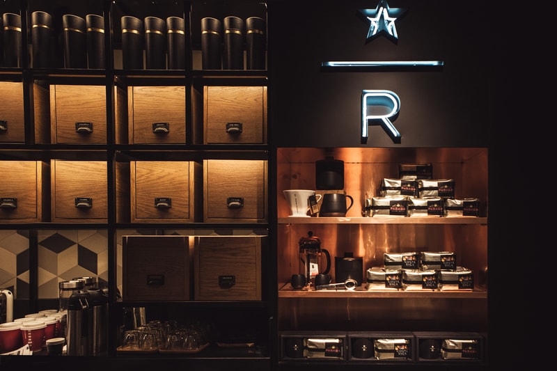 Starbucks 於香港開設地區特色店