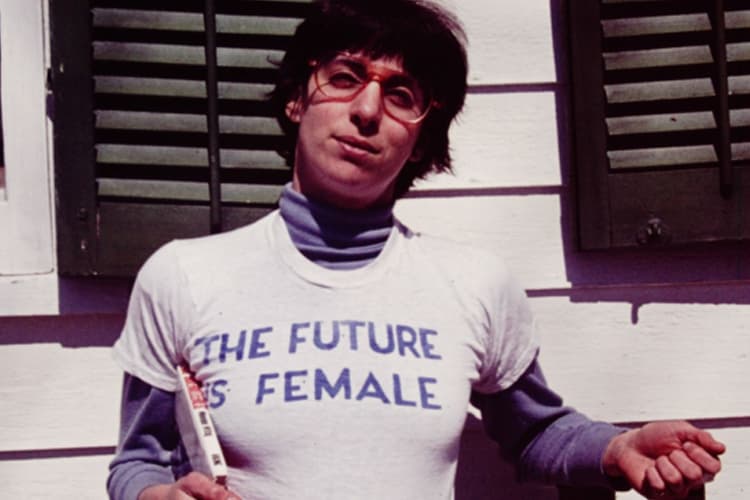 名模 Cara Delevingne 推出「The Future Is Female」慈善衛衣