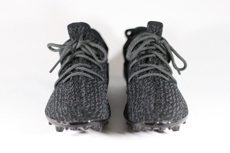 Adidas YEEZY Boost 350 變身足球鞋