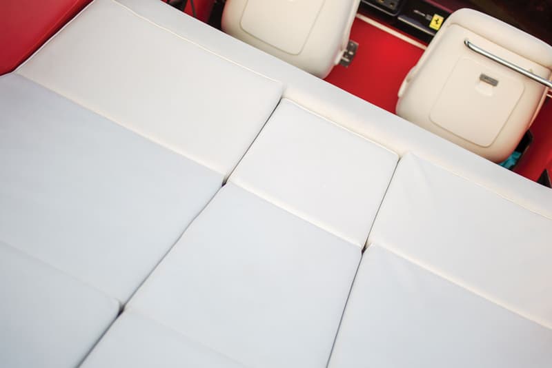 1990 riva ferrari 32 speedboat