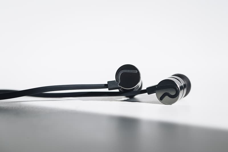 Dynamic Motion 耳機 DM008P「鋁」的型格