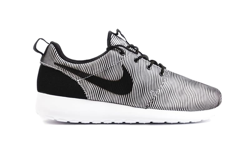 NIKE ROSHE RUN PREMIUM PLUS