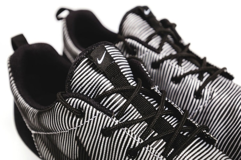 NIKE ROSHE RUN PREMIUM PLUS