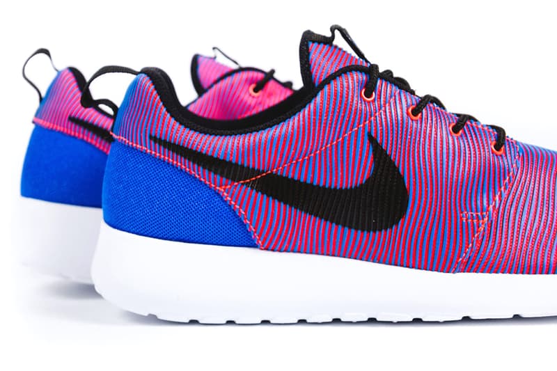 NIKE ROSHE RUN PREMIUM PLUS