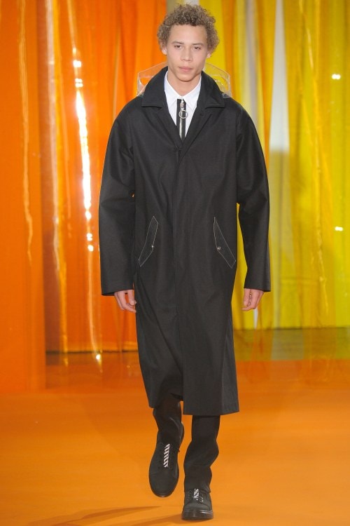 OFF-WHITE c/o VIRGIL ABLOH 2016 Fall/Winter Collection