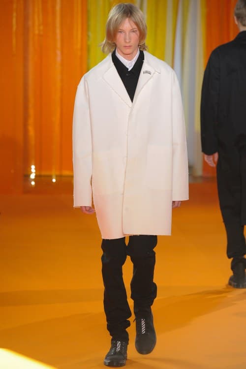 OFF-WHITE c/o VIRGIL ABLOH 2016 Fall/Winter Collection