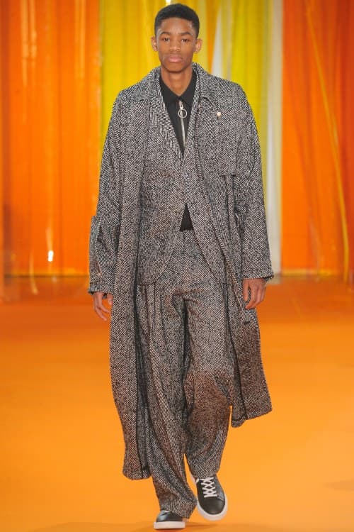 OFF-WHITE c/o VIRGIL ABLOH 2016 Fall/Winter Collection