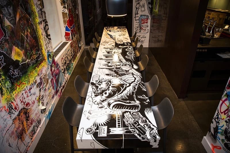 街頭壁畫「入侵」加拿大蒙特利爾 W Hotel 餐廳