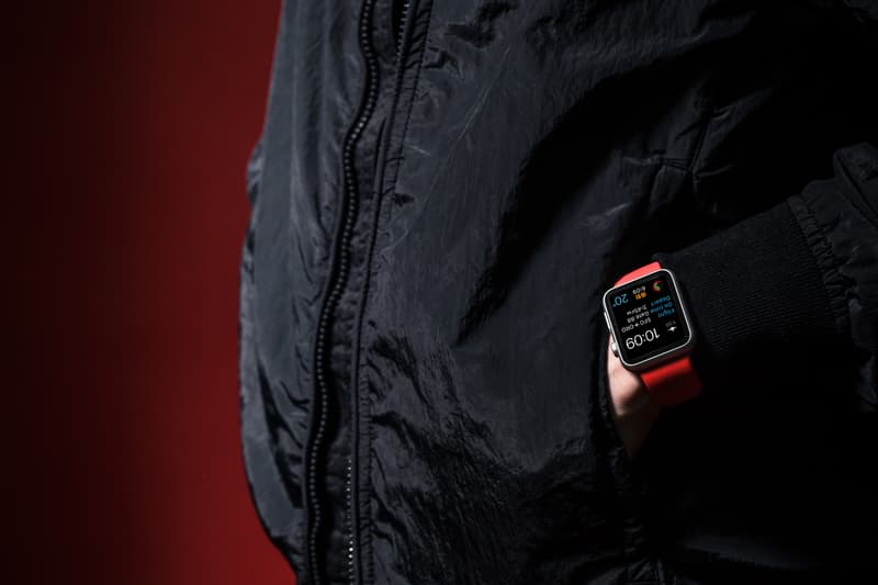 Close Look Apple Watch Sport Chinese Red