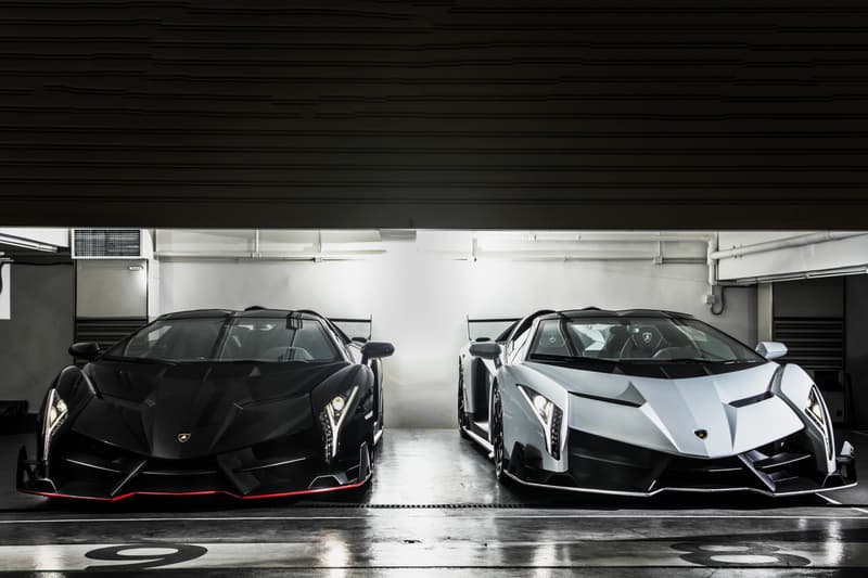Lamborghini Veneno Roadster ship Hong Kong two 