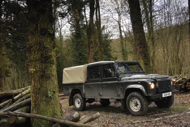 Land Rover Defender Production Ends