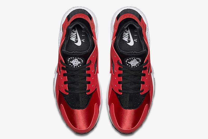 NIKE AIR HUARACHE BRED