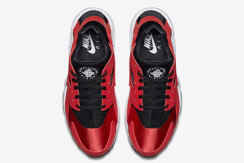 NIKE AIR HUARACHE BRED