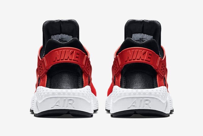 NIKE AIR HUARACHE BRED