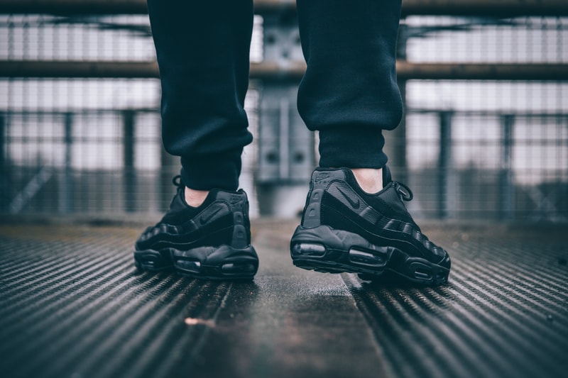 Nike 重新推出 Air Max 95 全黑配色