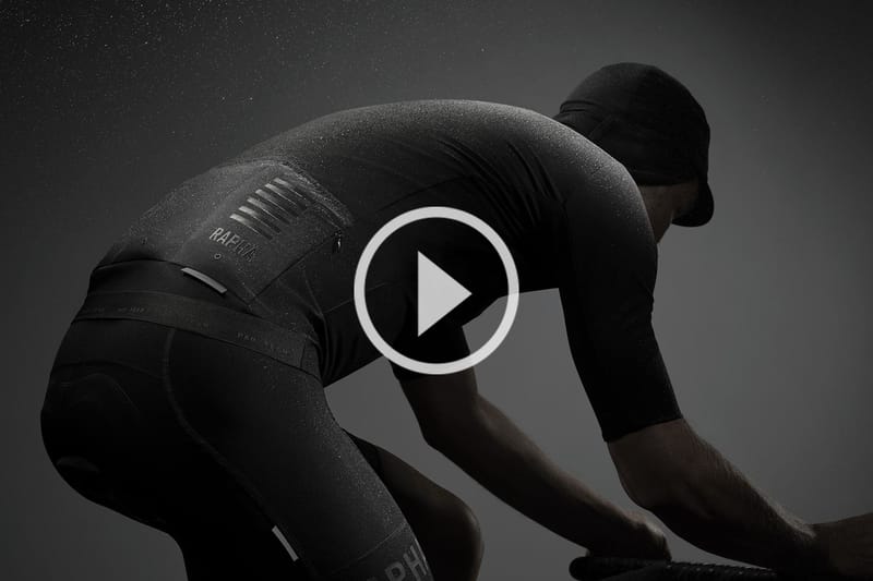 Rapha 推出全新專業級單車衣 Pro Team Shadow