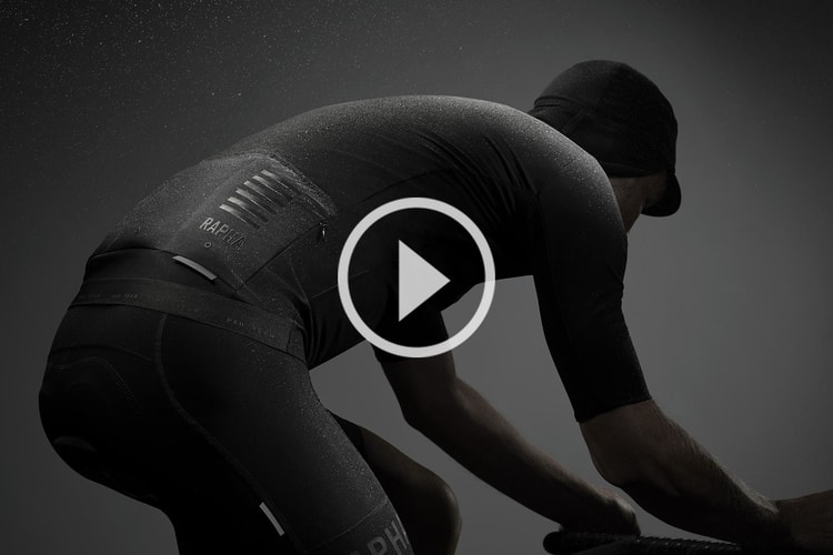 Rapha 推出全新專業級單車衣 Pro Team Shadow