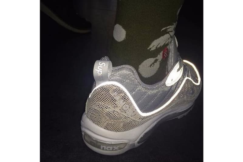 supreme x nike air max 98 coming soon